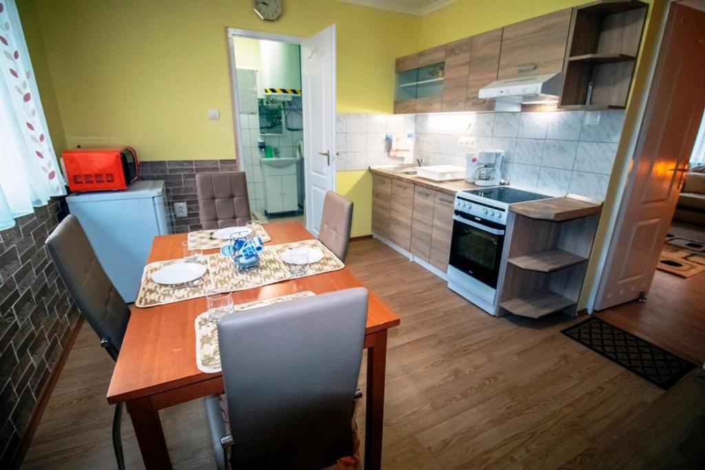 Krisztina Apartman Apartman Nagykanizsa Kültér fotó